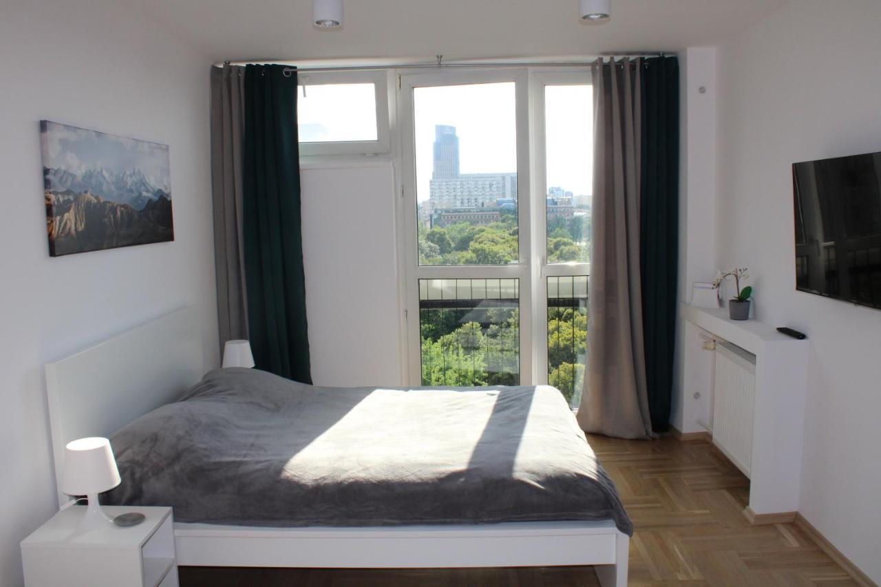 Strict Center Warsaw Comfortable Apartment, 10Th-Floor With Beautiful View On The Park And Skyscrapers, Free Wifi, Self Check-In/Out Esterno foto